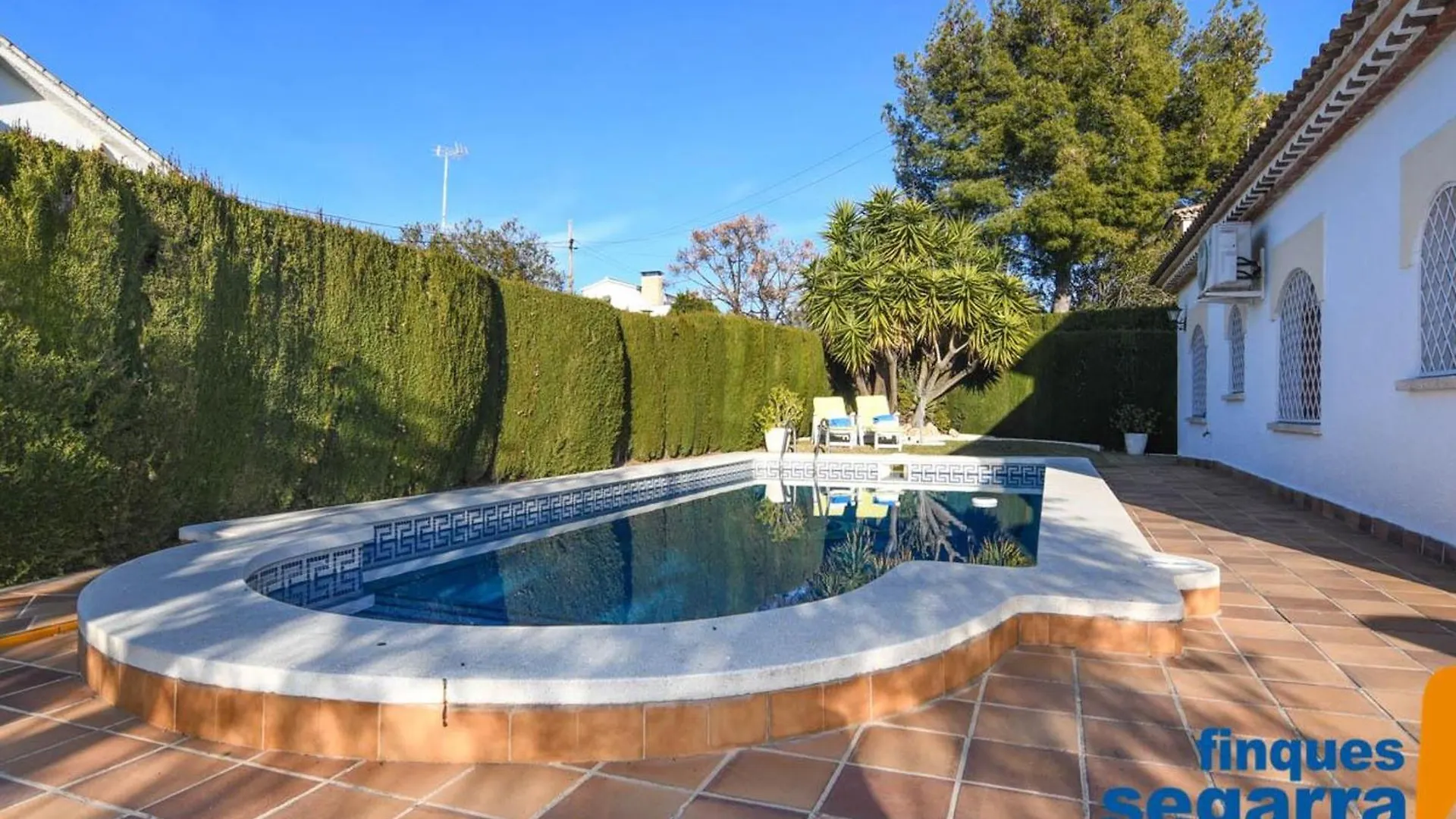Villa Privada Con Piscina Y Barbacoa - Es-320-1